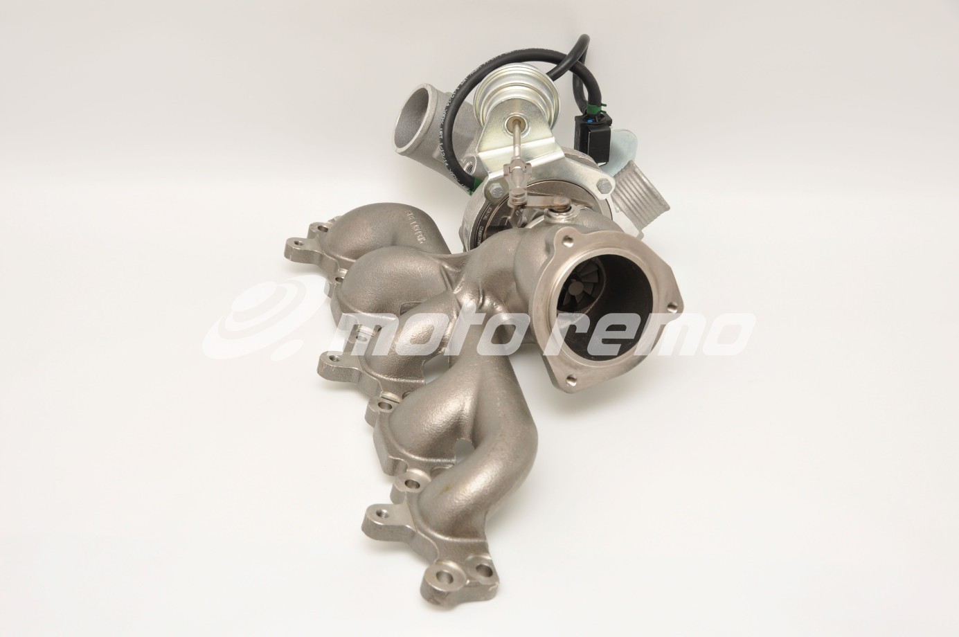 Turbosprężarka 53049700033